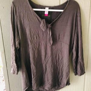 3/$20🍁 Size xl 15/17 Shirt